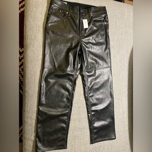 New with tags GAP vegan leather cheeky straight high rise black pants size 28P